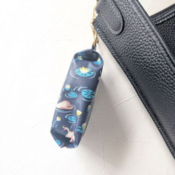 ★新商品★　携帯用ペーパーナプキンケース　ペーパーハンカチ　リバティラミネート　ベッツィアングラフィティ 8枚目の画像