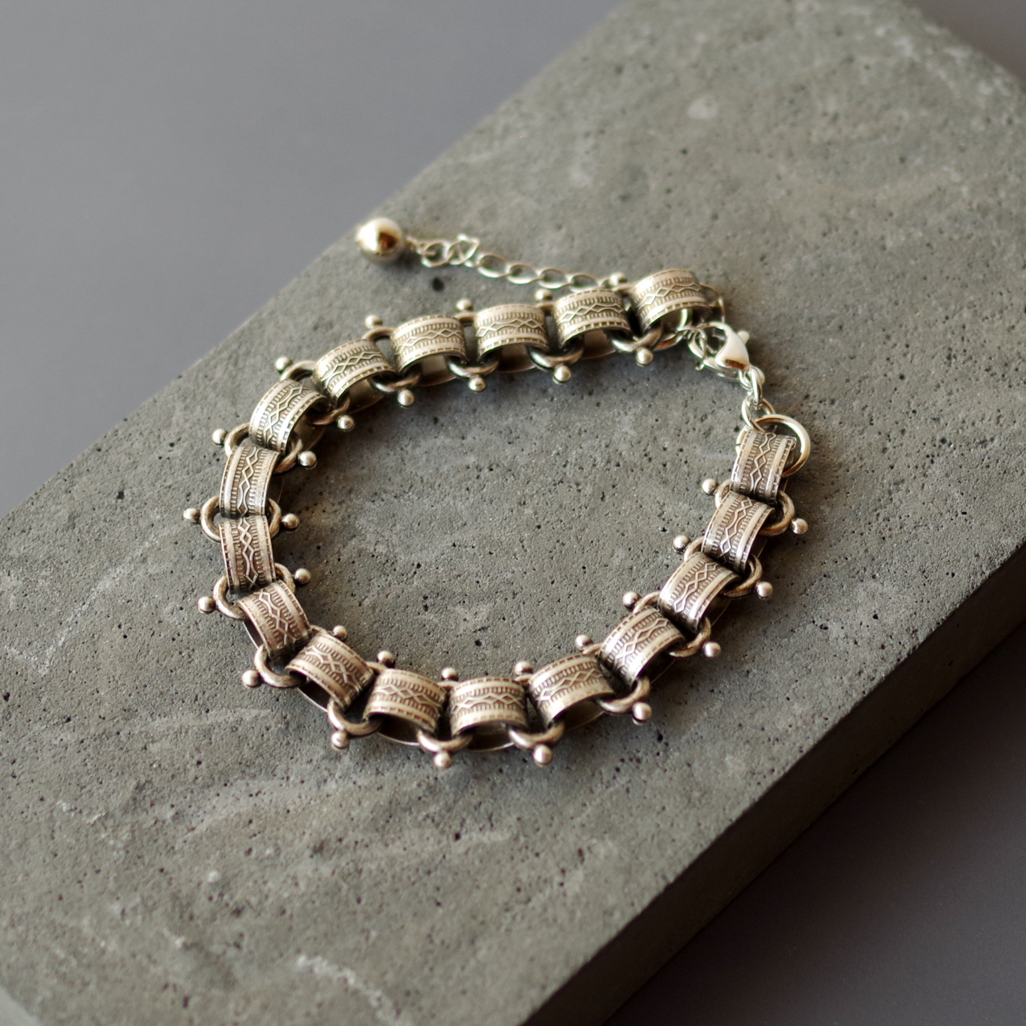 インポートブックチェーンのブレスレット