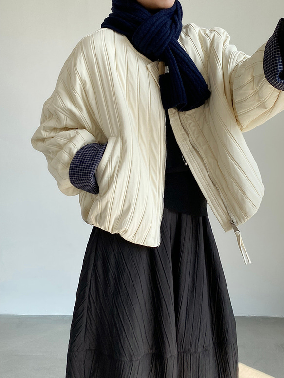 秋冬新作　ハーフコート　ゆったり　中綿ジャケット　オシャレめ　通勤コート　ジャケット　　上着　ショートコート 1枚目の画像