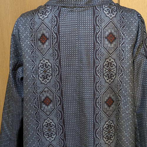 SOLD 着物リメイク カーディガンコート 大島紬 龍郷柄 フリーサイズ