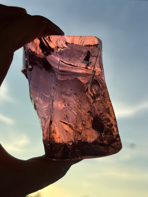 シエラネバダ産　アンダラクリスタル　ロゼ 希少】 シエラネバダ産 アンダラクリスタル ロゼ その他置物 Robin