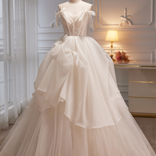 ベージュ オフショルダー ふわふわ ロング パーティードレス 二次会