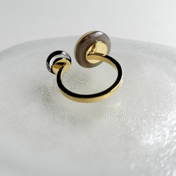 ガラスのフォークリング　グラデーション＆ブラックオーロラ（ゴールド）　 3枚目の画像