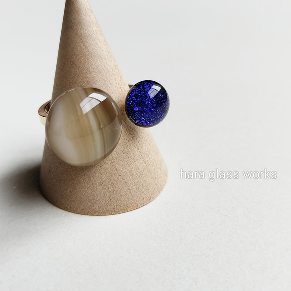 ガラスのフォークリング　グラデーション＆ブラックオーロラ（ゴールド）　 4枚目の画像