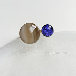 ガラスのフォークリング　グラデーション＆ブラックオーロラ（ゴールド）　 1枚目の画像