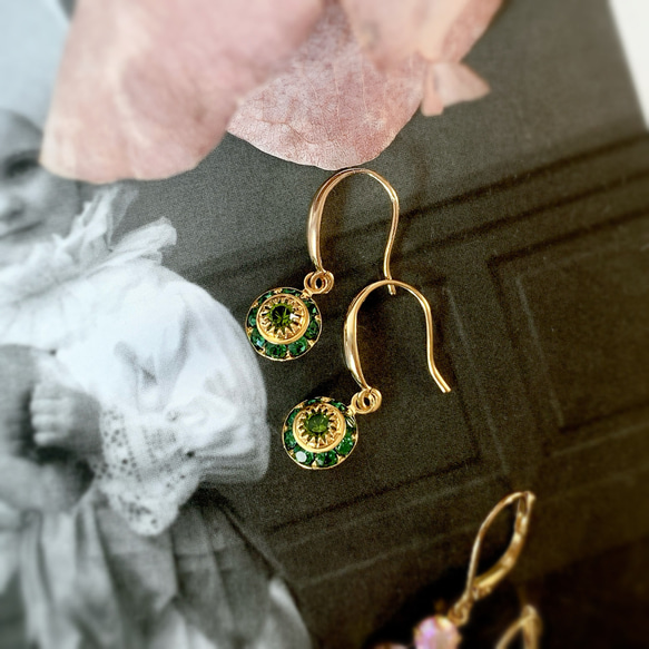 オーストリア製クリスタルのラウンドドロップピアス／イヤリング 4枚目の画像