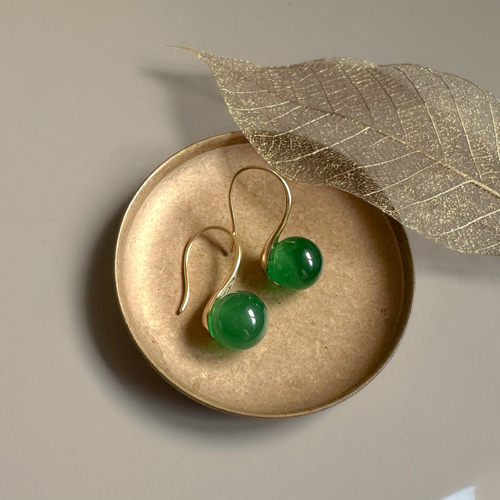 秋冬新作】グリーンオニキス ドロップピアス / 金具変更可（シルバー