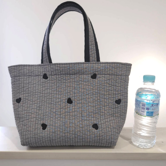 ✱受注制作✱ヌビバッグ Lサイズ /ヌビトートバッグ /ランチトート/ ライトグレー×ハート刺繍 3枚目の画像