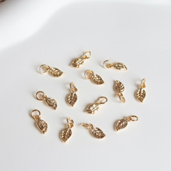 4個★14Kコーディング  5mm ×11mm リーフ　チャーム　ゴールド 6枚目の画像