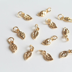 4個★14Kコーディング  5mm ×11mm リーフ　チャーム　ゴールド 16枚目の画像