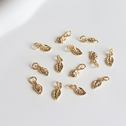 4個★14Kコーディング  5mm ×11mm リーフ　チャーム　ゴールド 15枚目の画像