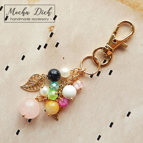 天然石のじゃらじゃらチャーム バッグチャーム Mocha Dick 通販