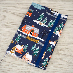 【文庫本】絵本のようなブックカバー★ゴムバンド栞付★手帳カバー★ライフルペーパー★クリスマス★冬の街並み 4枚目の画像