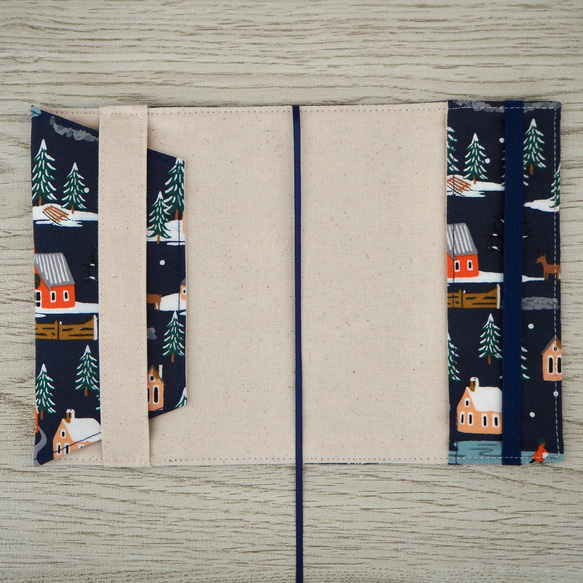 【文庫本】絵本のようなブックカバー★ゴムバンド栞付★手帳カバー★ライフルペーパー★クリスマス★冬の街並み 5枚目の画像