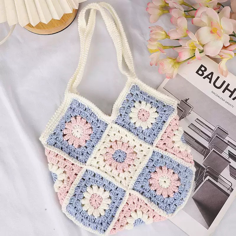 手作り 毛糸 かぎ針編み ショルダーバッグ トートバッグ【グラニースタイル｜マカロンカラー｜13枚のパネル拼接】1点