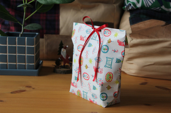 クリスマス用マチ付きラッピング袋　大きめ♪ 4枚入り 4枚目の画像