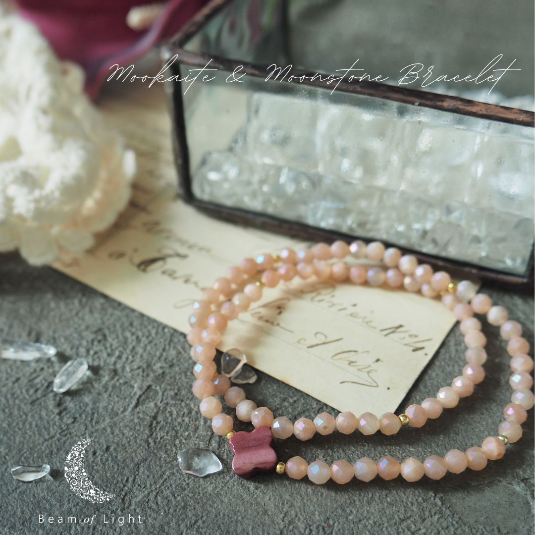 愛を引き寄せ、内なる神聖な力を呼び覚ますムーアカイトとオレンジムーンストーンの２連ブレスレット✨