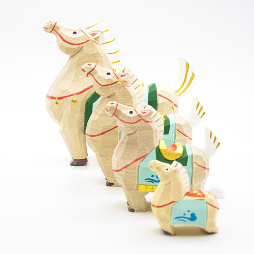 2026年 干支 午 馬 奈良一刀彫 畑村龍哉 正月飾り 木彫り 木地 伝統