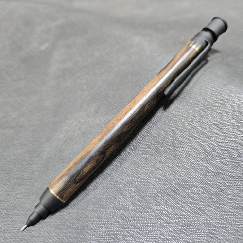 黒柿 孔雀杢 製図用ウッドシャープペンシル【送料・ギフトボックス無料