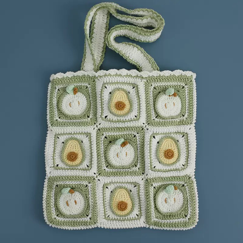 手作り 毛糸 かぎ針編み ニート トートバッグ【アボカドと青リンゴ柄｜グラニースクエア｜18枚のパネル拼接】1点