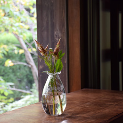 新作2024「ひかりの一輪挿し」クリスタルガラス 吹きガラス 贈り物