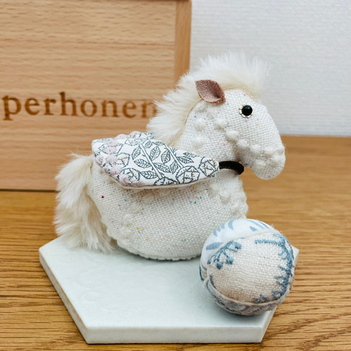 ◌季節限定◌⚮̈ミナペルホネン ハンドメイド⚮̈ 干支のお飾り(午)置物