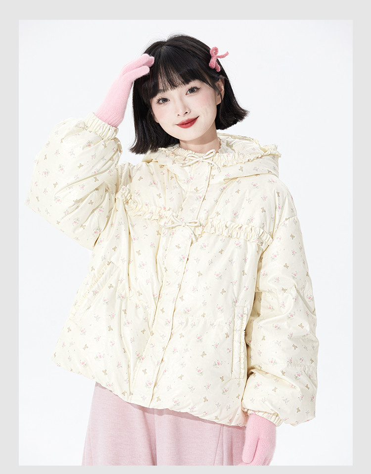 冬のフード付きダウンジャケット