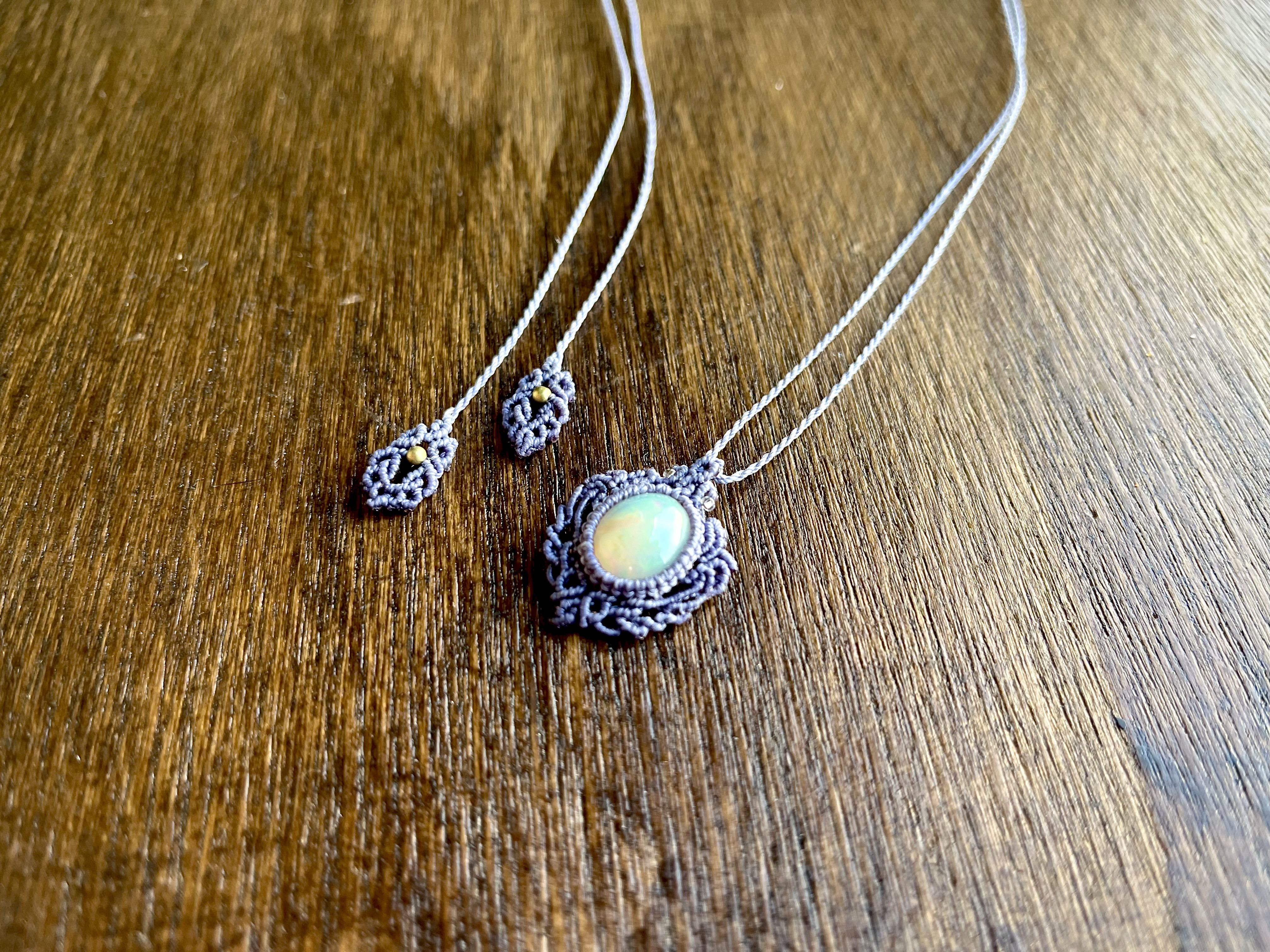 オパールマクラメペンダント
