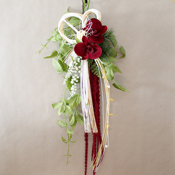 2026しめ縄飾り 新作 新春の慶び 紅白しめ飾りロング65cm　胡蝶蘭アマランサスレッド【アーティフィシャルフラワー】 7枚目の画像