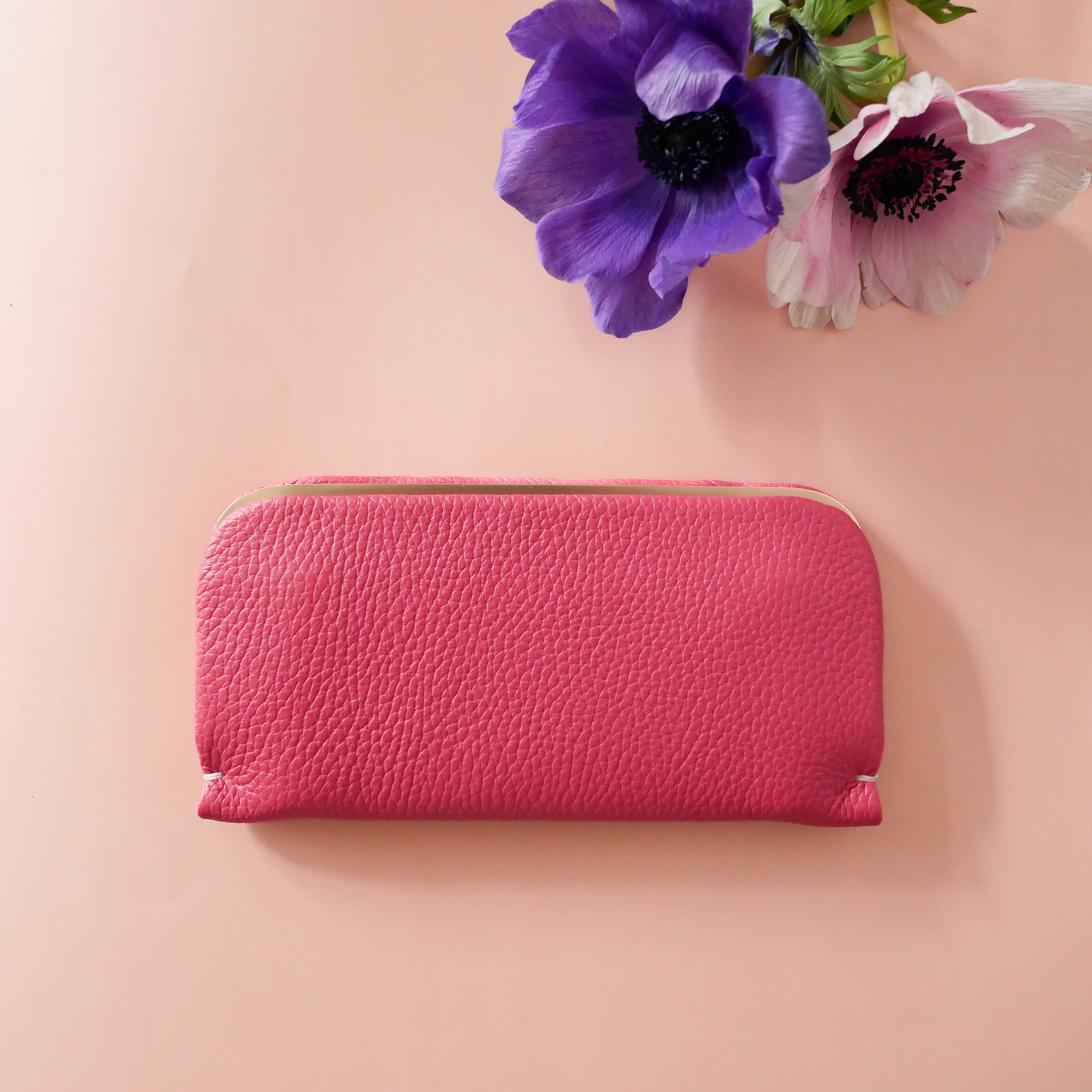 新色➖小振りな長財布「スナップウォレット・LONG」 フーシャピンク