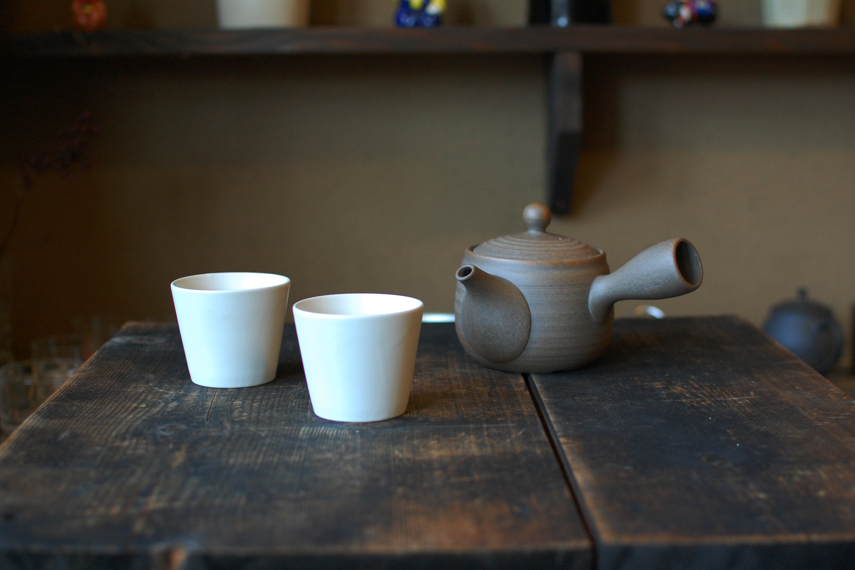 はじめての急須セット「茶葉のつまらない急須」ステンレス製茶漉し付き急須・400cc・湯呑み（100cc）2つのセット