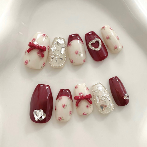 小花柄 ネイルチップ ガーリー 秋ネイル 冬ネイル クリスマス ボルドー