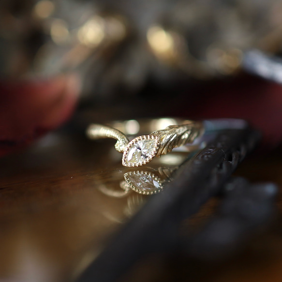 K18YG 天使と悪魔の結晶の指輪 2枚目の画像