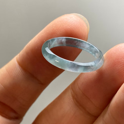 L14-127 細身 高氷種 薄水青 7.0号 グアテマラ産 A貨 本翡翠 くりぬき 6枚目の画像