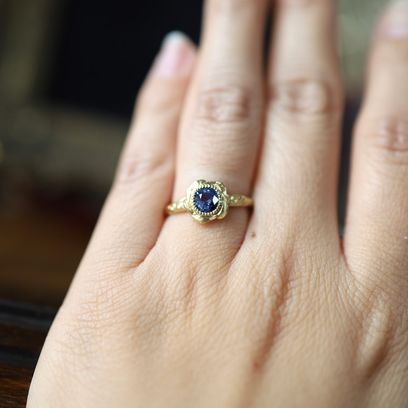 K18YG ホロウブルーローズリング 13枚目の画像