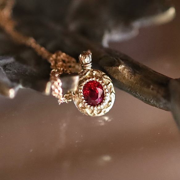 K18YG 大魔女の幻の一雫ネックレス 1枚目の画像