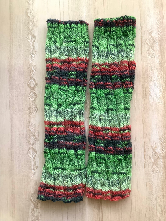 オパール毛糸のレッグウォーマー　手編み　#32 アームウォーマー 2枚目の画像