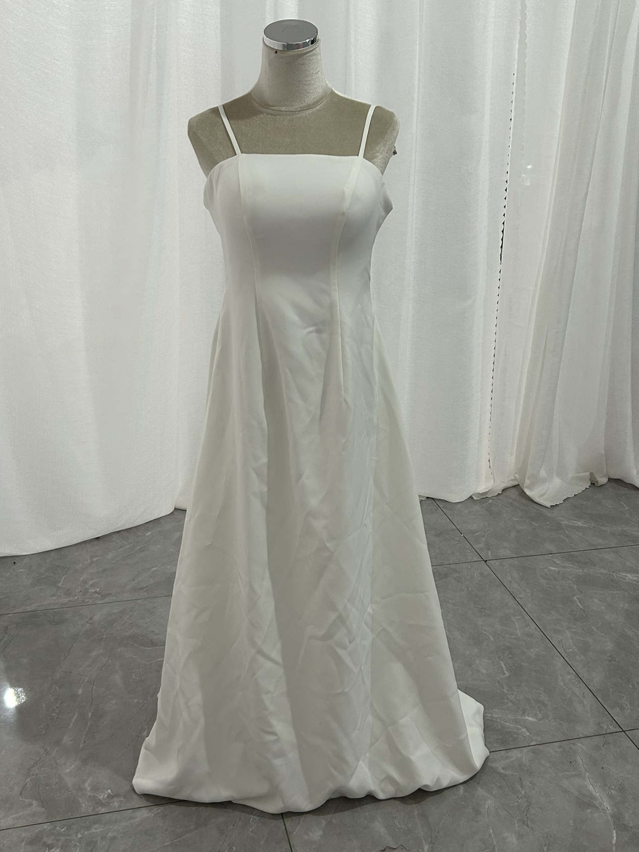 パーティードレス オフホワイト キャミソール スレンダーライン ロング ファスナー 2次会/合コン