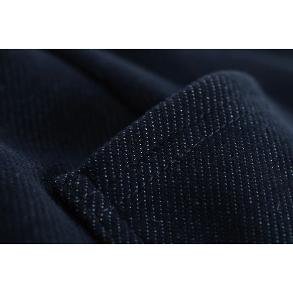 高密度のアセテートとウール混紡、9分丈ゆとりバナナパンツ。日常にさりげない上品さを添えます。2色L723 11枚目の画像