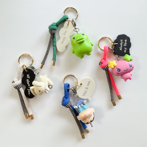 9色から選べる】 名入れ バッグチャーム｜パラコード編み｜シンプル