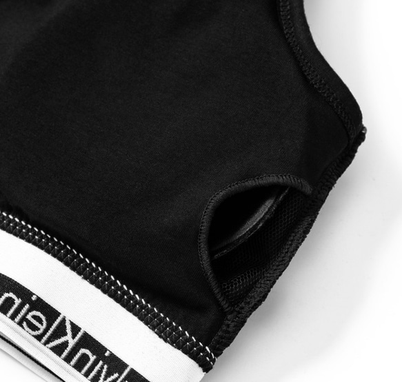 Calvin Klein カルバンクラインスポーツブラ&ショーツ / 上下セット　黒色　Mサイズ 6枚目の画像