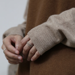 上品で雰囲気を醸し出す配色セーター　前後２wayセーター　ウールセーター ハイネック ニット　251006-1 13枚目の画像