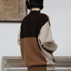 上品で雰囲気を醸し出す配色セーター　前後２wayセーター　ウールセーター ハイネック ニット　251006-1 7枚目の画像