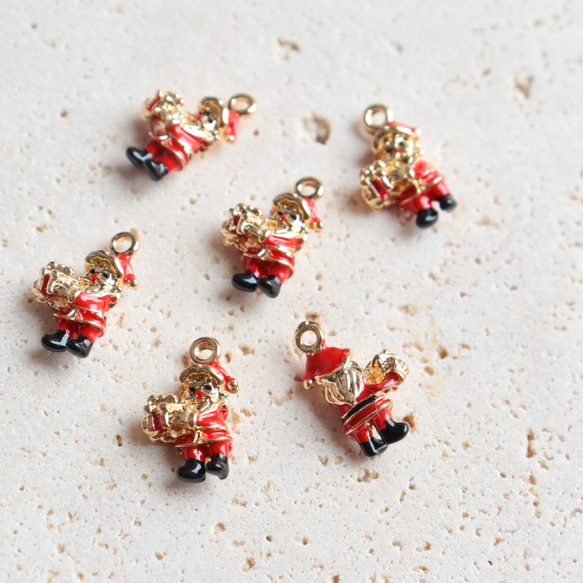 新作★立体　クリスマス　サンタさん　サンタクロース　エポチャーム　ゴールド　 12枚目の画像