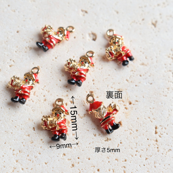 新作★立体　クリスマス　サンタさん　サンタクロース　エポチャーム　ゴールド　 2枚目の画像