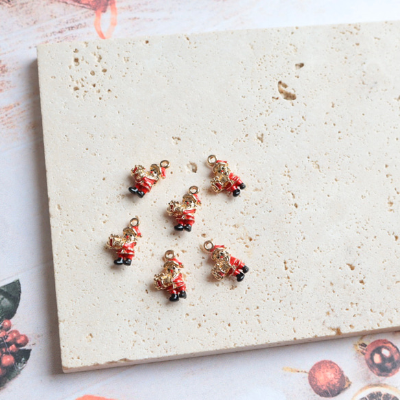 新作★立体　クリスマス　サンタさん　サンタクロース　エポチャーム　ゴールド　 19枚目の画像