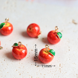 新作★立体　りんご　エポチャーム　ゴールド　 2枚目の画像