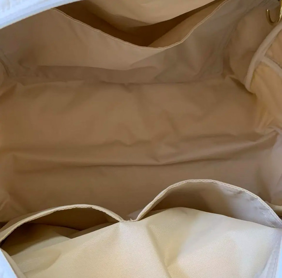 L Lサイズ　ハピリーダイナソー  選べる　両開き2wayマザーズバッグ　ヌビ　刺繍　恐竜　ボストンバッグ　オリジナル 8枚目の画像