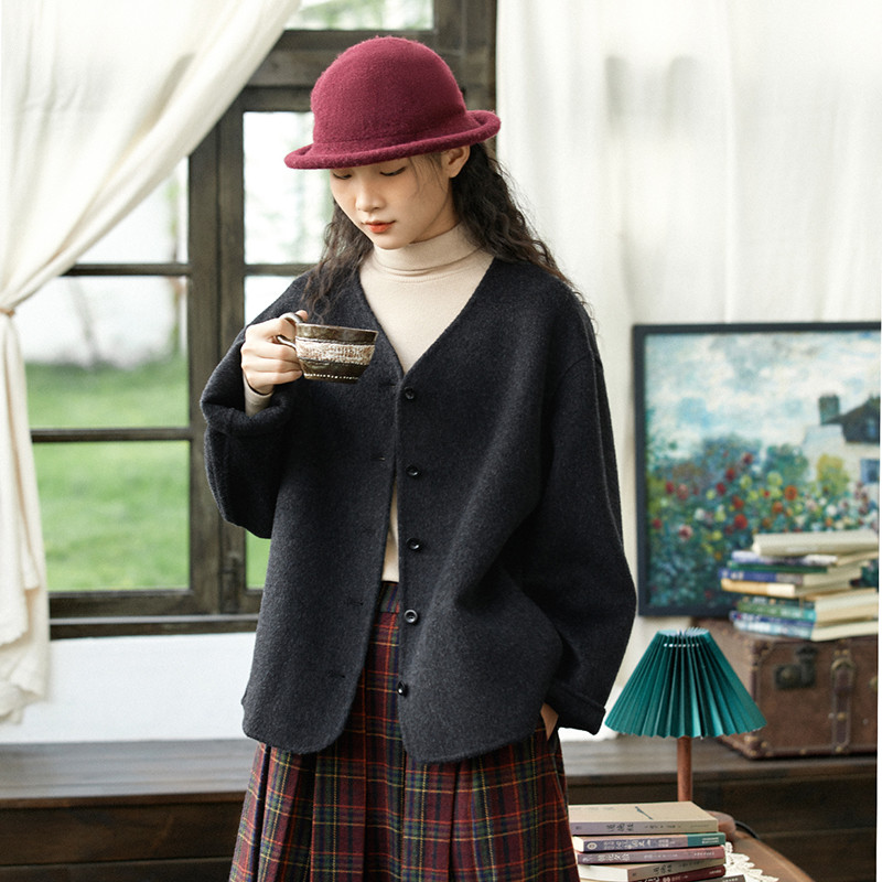 【ウール/厚手素材】レトロモードなゆったりショートコート。2色　S553