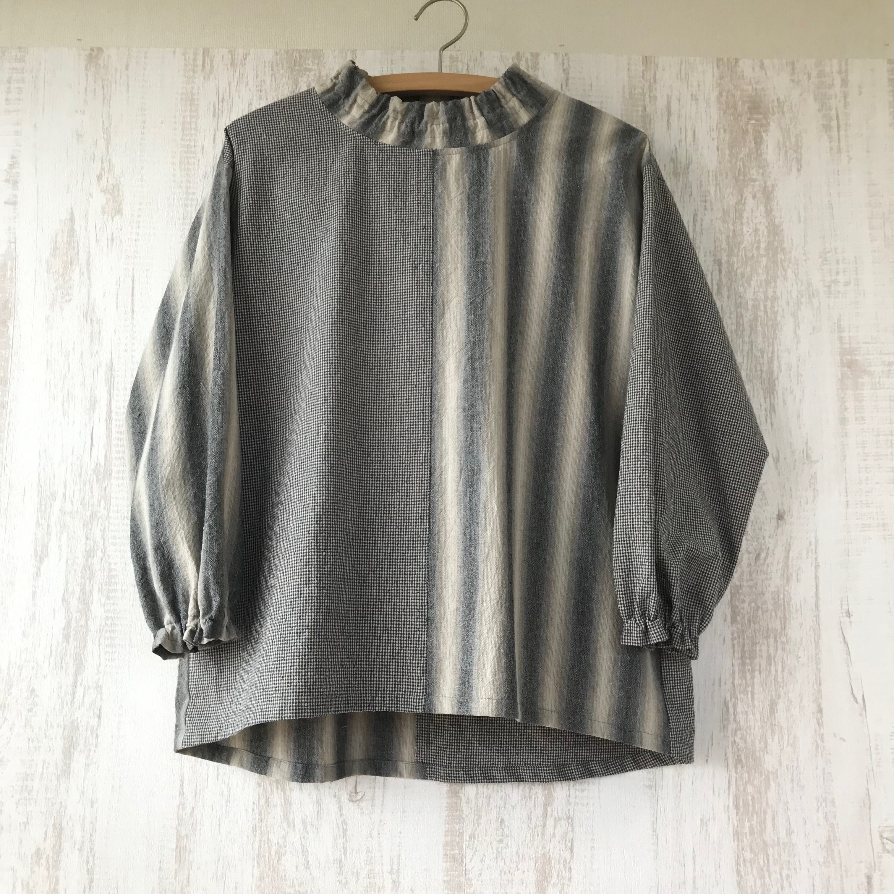 2柄切り替え　ゆったり　ブラウス